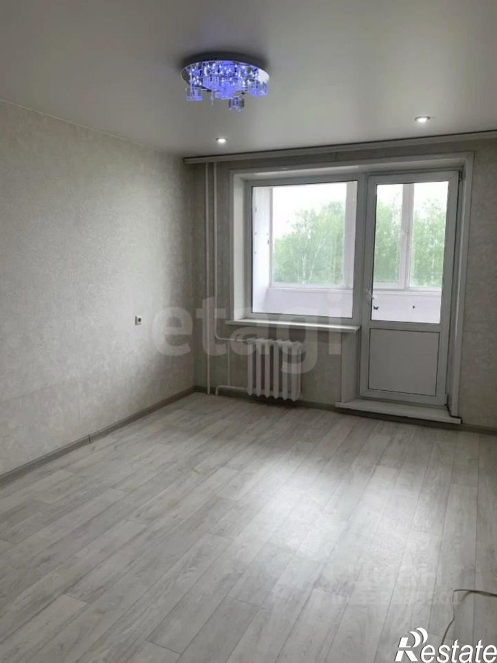 2-комн квартира улица Космонавтов, 19,  д. 19