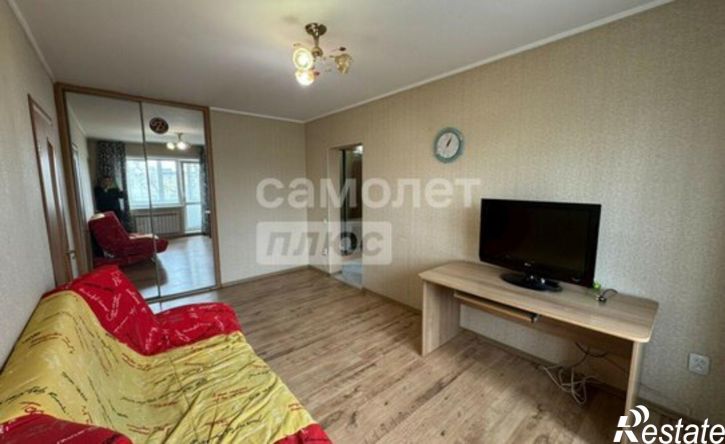4-комн квартира ул Осипенко, 140,  д. 140