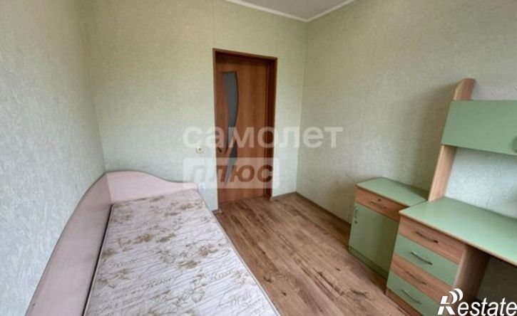 4-комн квартира ул Осипенко, 140,  д. 140