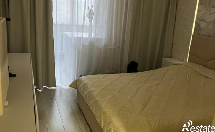 3-комн квартира ул Анатолия, 96,  д. 96