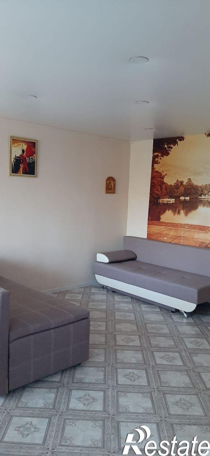 1-комн квартира Алтайский край, Яровое, улица Ленина, 1