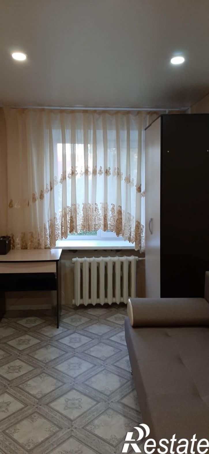 1-комн квартира Алтайский край, Яровое, улица Ленина, 1