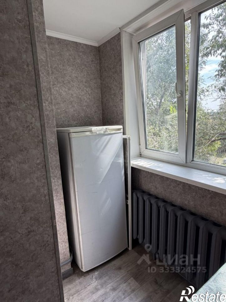 4-комн квартира улица Громова, 15,  д. 15