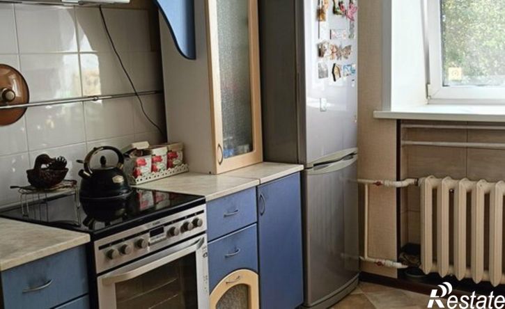 3-комн квартира ул 7 микрорайон, 18,  д. 18