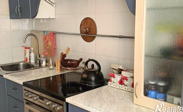 3-комн квартира ул 7 микрорайон, 18,  д. 18