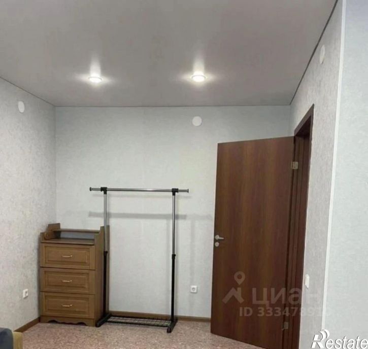 1-комн квартира ул Анатолия, 100,  д. 100