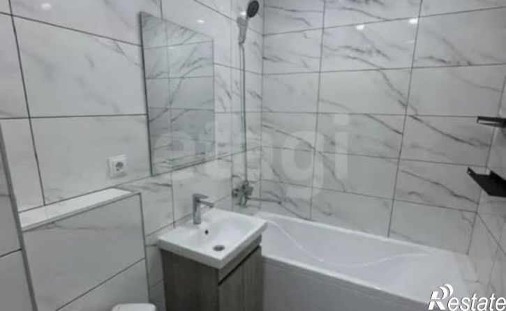 1-комн квартира ул Анатолия, 90,  д. 90