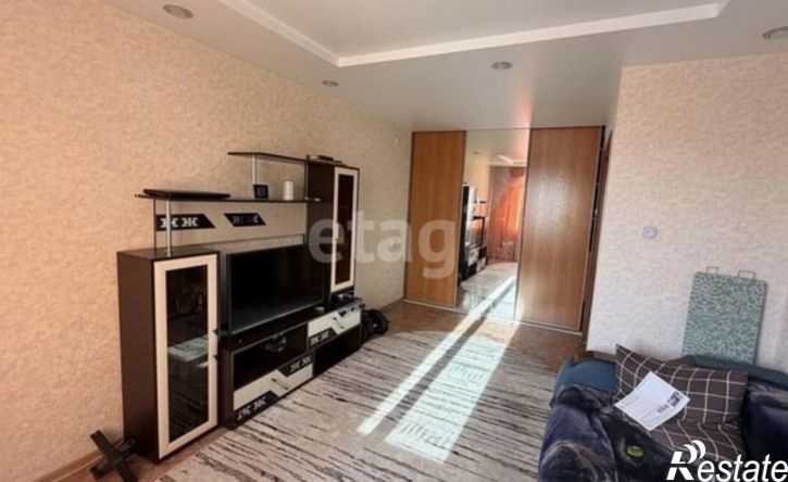 1-комн квартира ул 8 микрорайон, 21,  д. 21