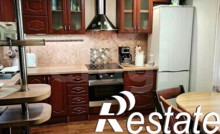 3-комн квартира улица Космонавтов, 26А,  д. 26А