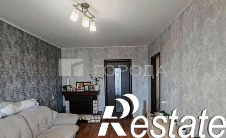 3-комн квартира ул 8 микрорайон, 25,  д. 25