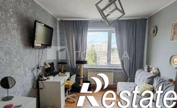 3-комн квартира ул 8 микрорайон, 25,  д. 25