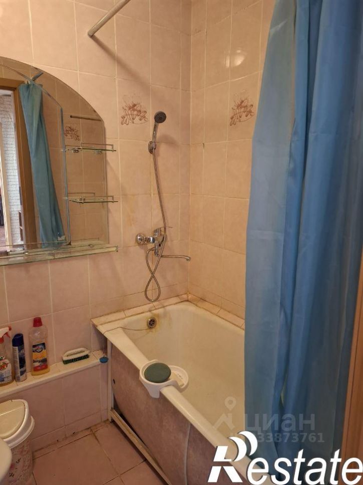 2-комн квартира ул 7 микрорайон, 13,  д. 13