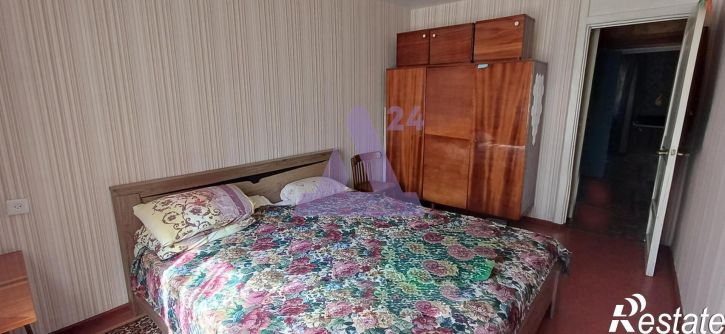 4-комн квартира улица 7 микрорайон, дом 18