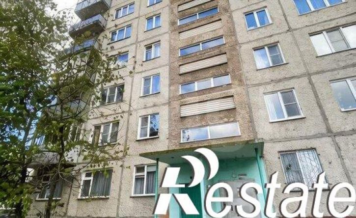 2-комн квартира ул 7 микрорайон, 13,  д. 13