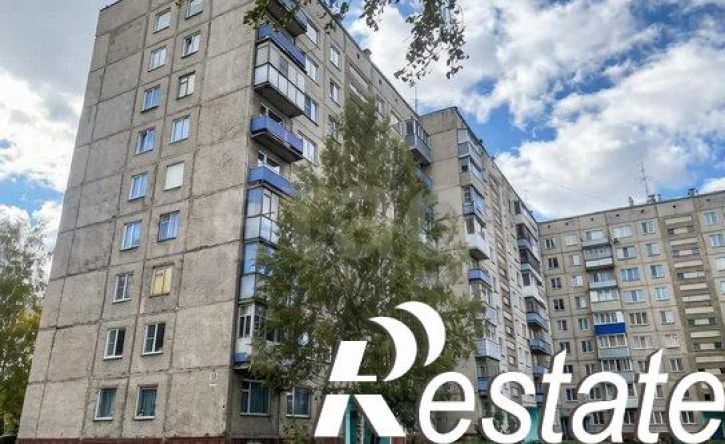 2-комн квартира ул 7 микрорайон, 13,  д. 13
