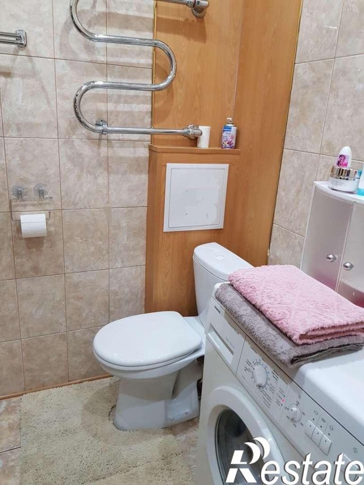 1-комн квартира Космонавтов ул, 15