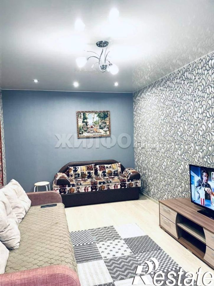 2-комн квартира Академика Мясникова улица, д.18