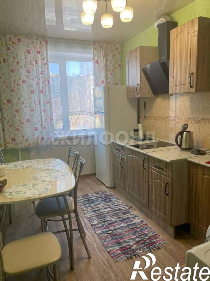 2-комн квартира Академика Мясникова улица, д.18